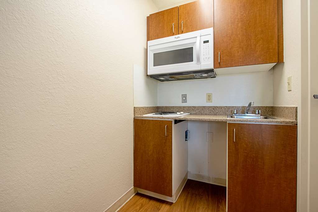 Birch Hill Suites Kansas City - Independence Cameră foto