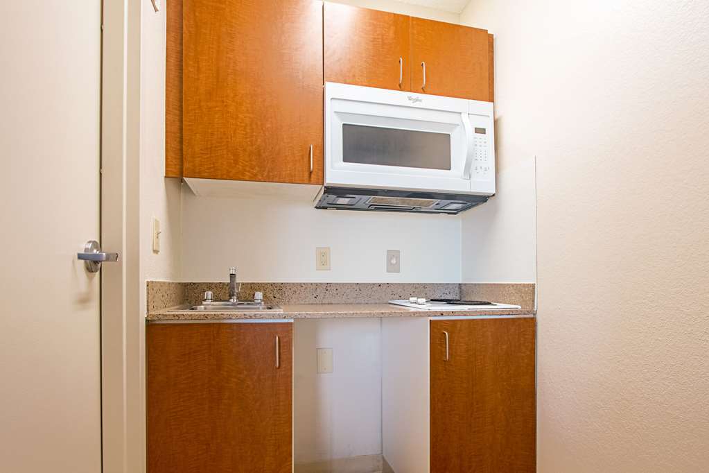 Birch Hill Suites Kansas City - Independence Cameră foto